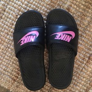 NIKE Pink Slides